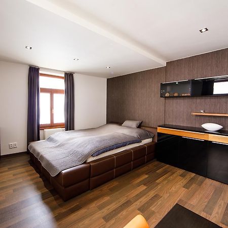 Aplend City Apartments Na Vrsku Bratislava Exteriör bild